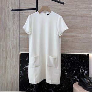 Theory Minimalist Pocket Shift Dress - Cream